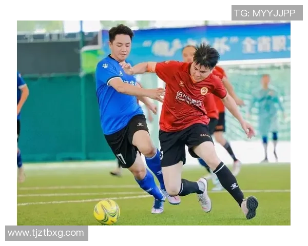 杭州足球队的拼搏之路：城市联赛背后的奋斗与荣耀