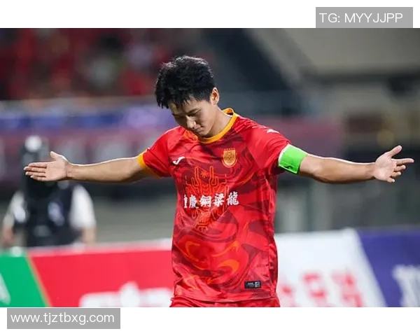 重庆足球历史上的明星球员及其影响力探讨